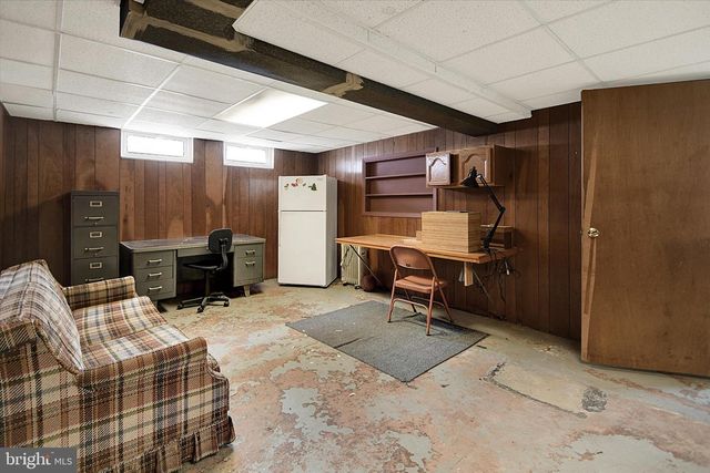 300 NORTHVIEW AVE, Telford, PA 18969