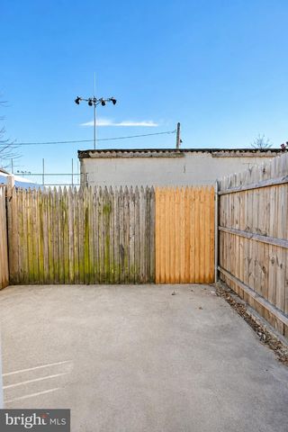 2655 CEDAR ST, Philadelphia, PA 19125
