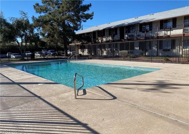 4955 JEFFREYS Avenue 710, Las Vegas, NV 89119