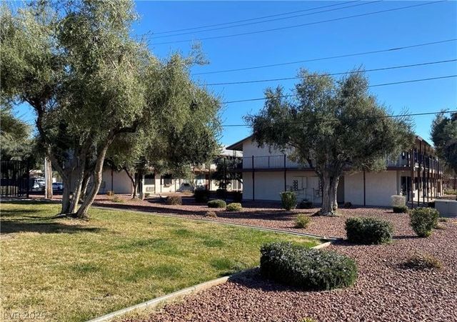 4955 JEFFREYS Avenue 710, Las Vegas, NV 89119
