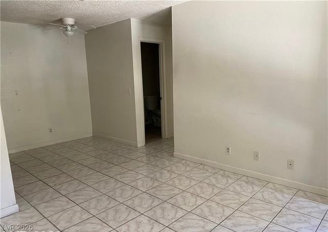 4955 JEFFREYS Avenue 710, Las Vegas, NV 89119