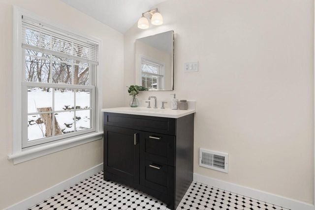 202 Shepard Terrace, Madison, WI 53705