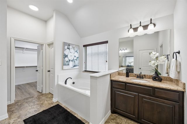 217 Hawks Ridge Trail, Burleson, TX 76028