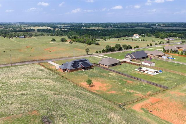 2381 County Road 1260, Blanchard, OK 73010