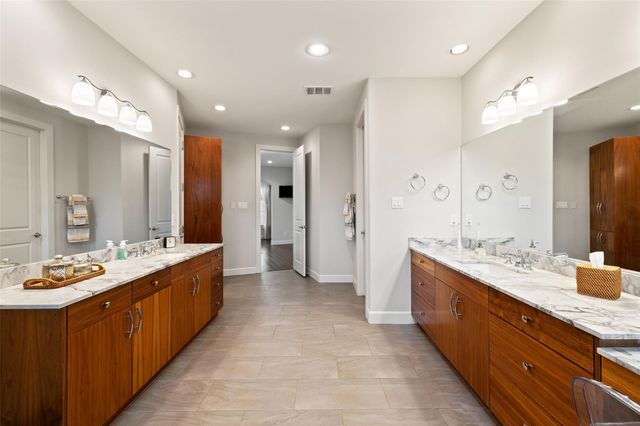 2413 Arion CIR, Austin, TX 78730