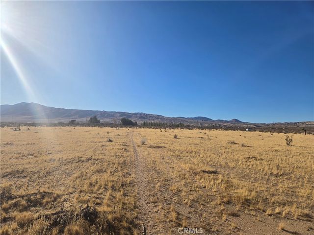 108900 SF Bellflower Street, Apple Valley, CA 92308