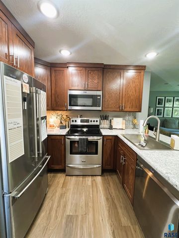 507 S Greene St Street, Rock Rapids, IA 51246