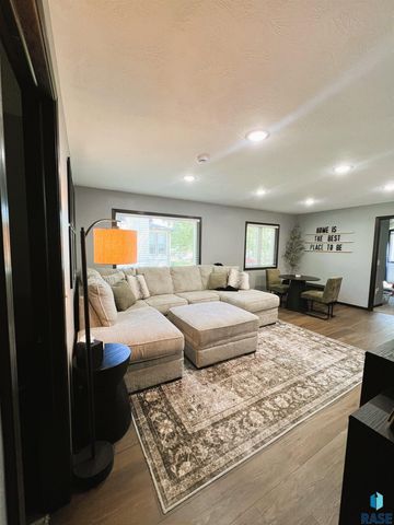 507 S Greene St Street, Rock Rapids, IA 51246