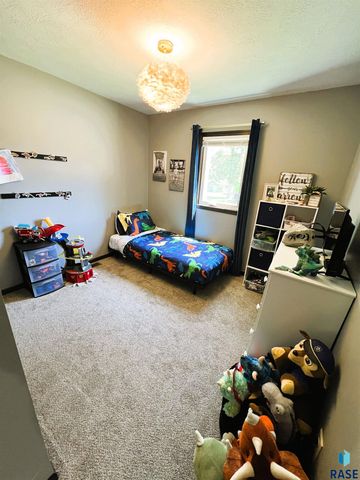 507 S Greene St Street, Rock Rapids, IA 51246