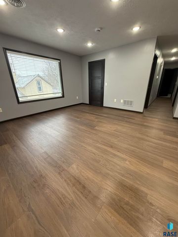 507 S Greene St Street, Rock Rapids, IA 51246