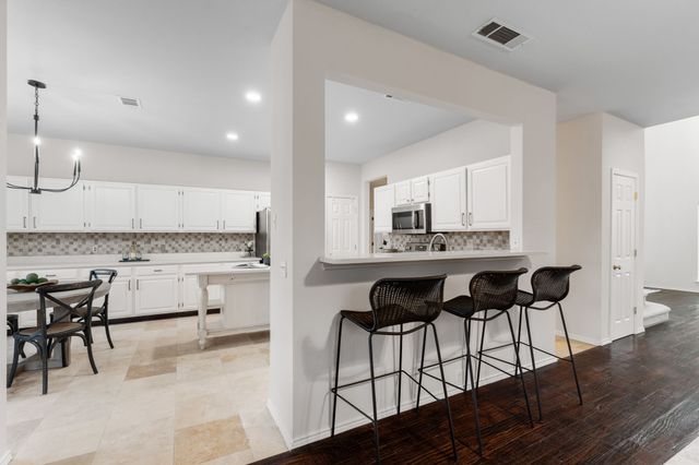 1414 Saddleback Lane, Lewisville, TX 75067