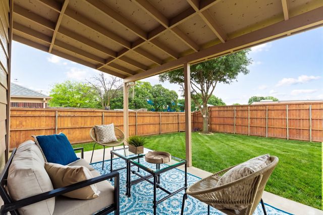 1414 Saddleback Lane, Lewisville, TX 75067