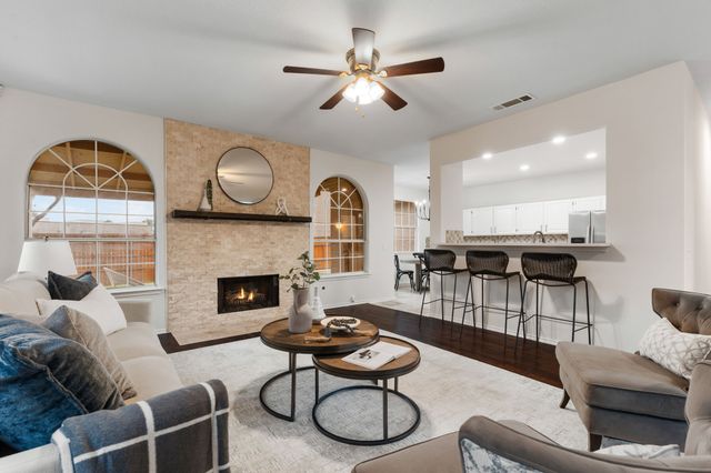 1414 Saddleback Lane, Lewisville, TX 75067