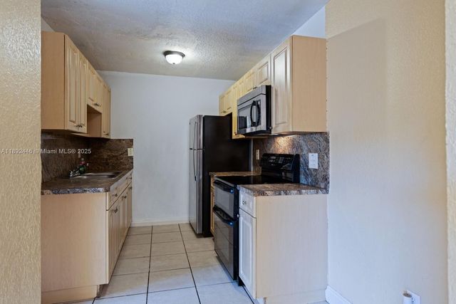 145 NE 12th Ave 145, Homestead, FL 33030