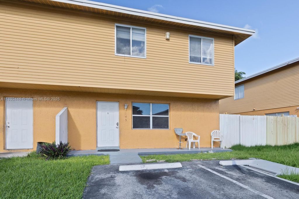 145 NE 12th Ave 145, Homestead, FL 33030