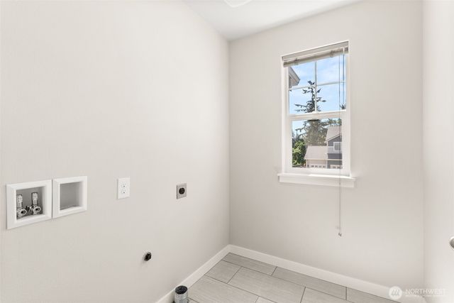 107 Brodie Street SE, Rainier, WA 98576