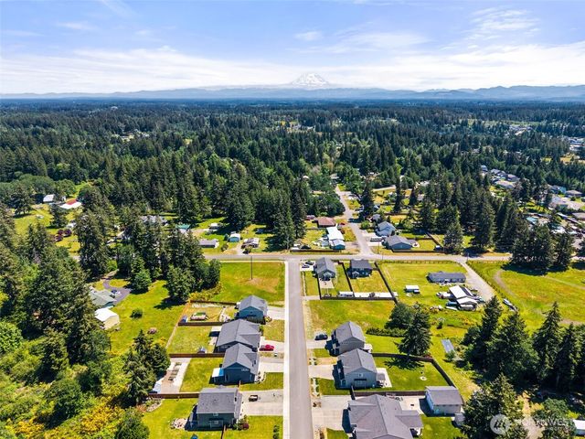 107 Brodie Street SE, Rainier, WA 98576
