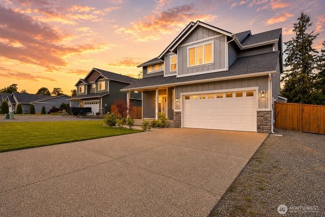 107 Brodie Street SE, Rainier, WA 98576