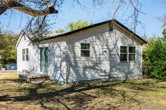 4517 S Waco Avenue, Tulsa, OK 74107