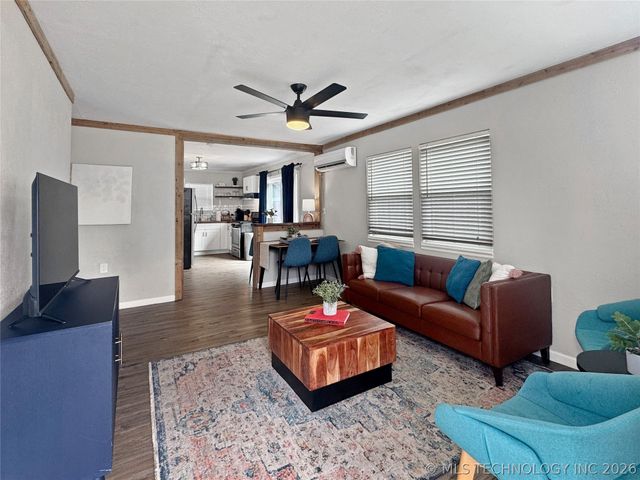 4517 S Waco Avenue, Tulsa, OK 74107