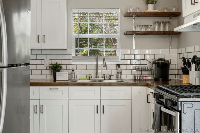 4517 S Waco Avenue, Tulsa, OK 74107