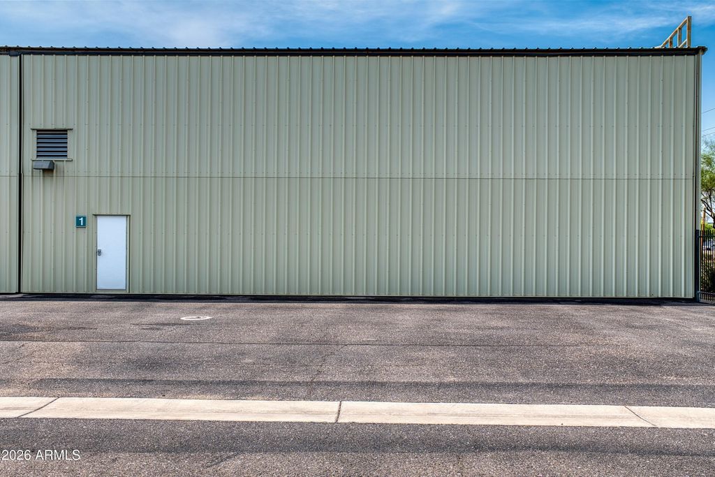 2323 S AIRPORT Boulevard AF1, Chandler, AZ 85286 — photo 3