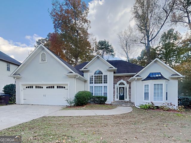 6898 Fox Hunt Circle W, Douglasville, GA 30135