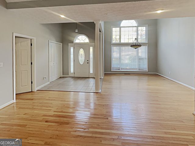 6898 Fox Hunt Circle W, Douglasville, GA 30135