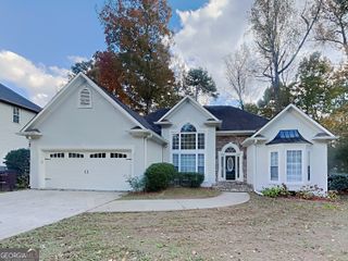 6898 Fox Hunt Circle W, Douglasville, GA 30135