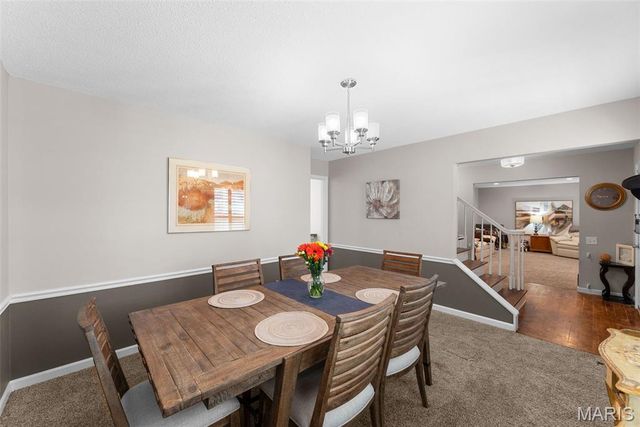 1517 Shadyside Lane, St Louis, MO 63146