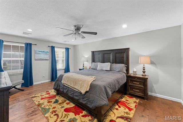 1517 Shadyside Lane, St Louis, MO 63146