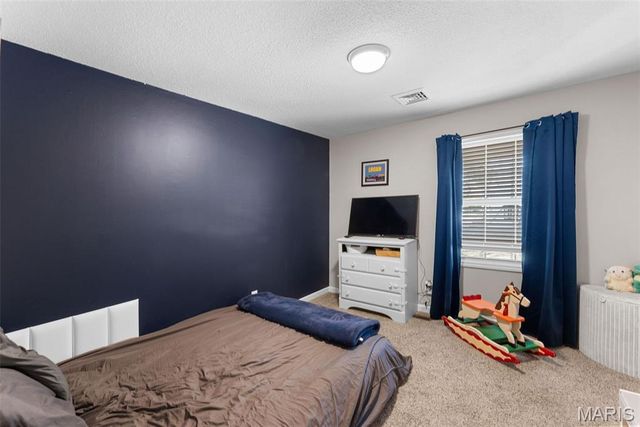 1517 Shadyside Lane, St Louis, MO 63146