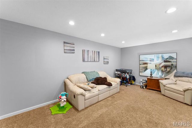 1517 Shadyside Lane, St Louis, MO 63146