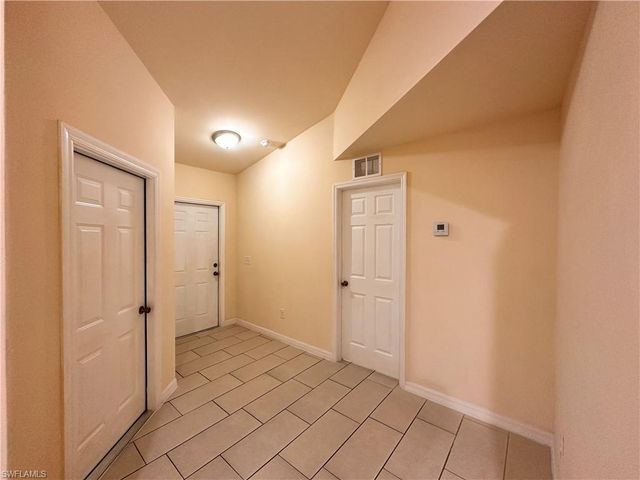 535-537 SE Van Loon TER, Cape Coral, FL 33990