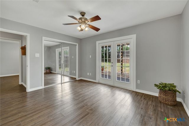1905 Castle Gate Circle, San Marcos, TX 78666