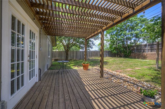 1905 Castle Gate Circle, San Marcos, TX 78666