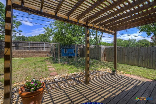 1905 Castle Gate Circle, San Marcos, TX 78666