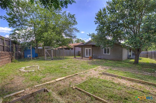 1905 Castle Gate Circle, San Marcos, TX 78666