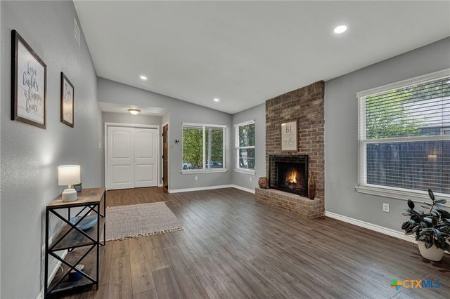 1905 Castle Gate Circle, San Marcos, TX 78666