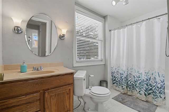 1208 Lear Court, Rochester Hills, MI 48307