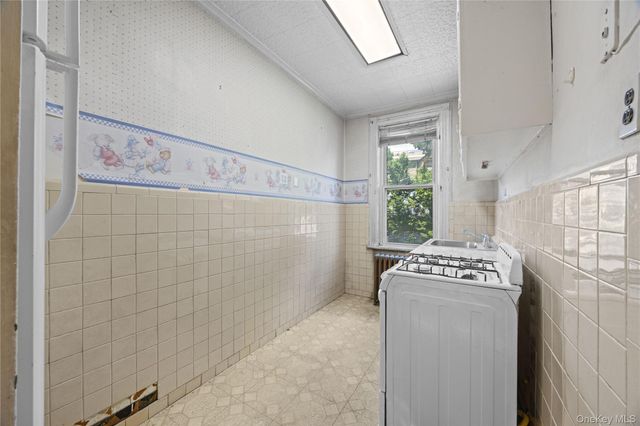 510 Morrispark, Bronx, NY 10462
