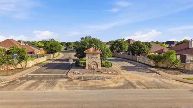 8818 Padie Smt, San Antonio, TX 78251