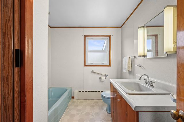 12 Norris Road, Pittsfield, NH 03263