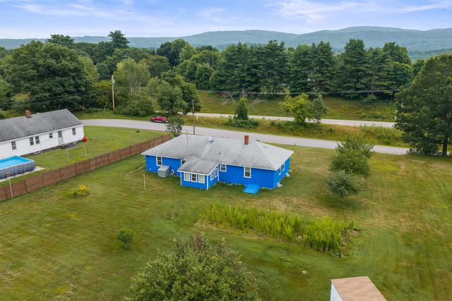 12 Norris Road, Pittsfield, NH 03263