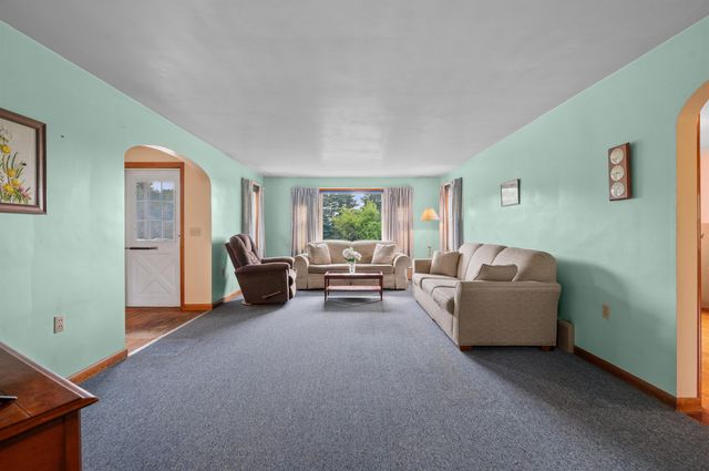 12 Norris Road, Pittsfield, NH 03263