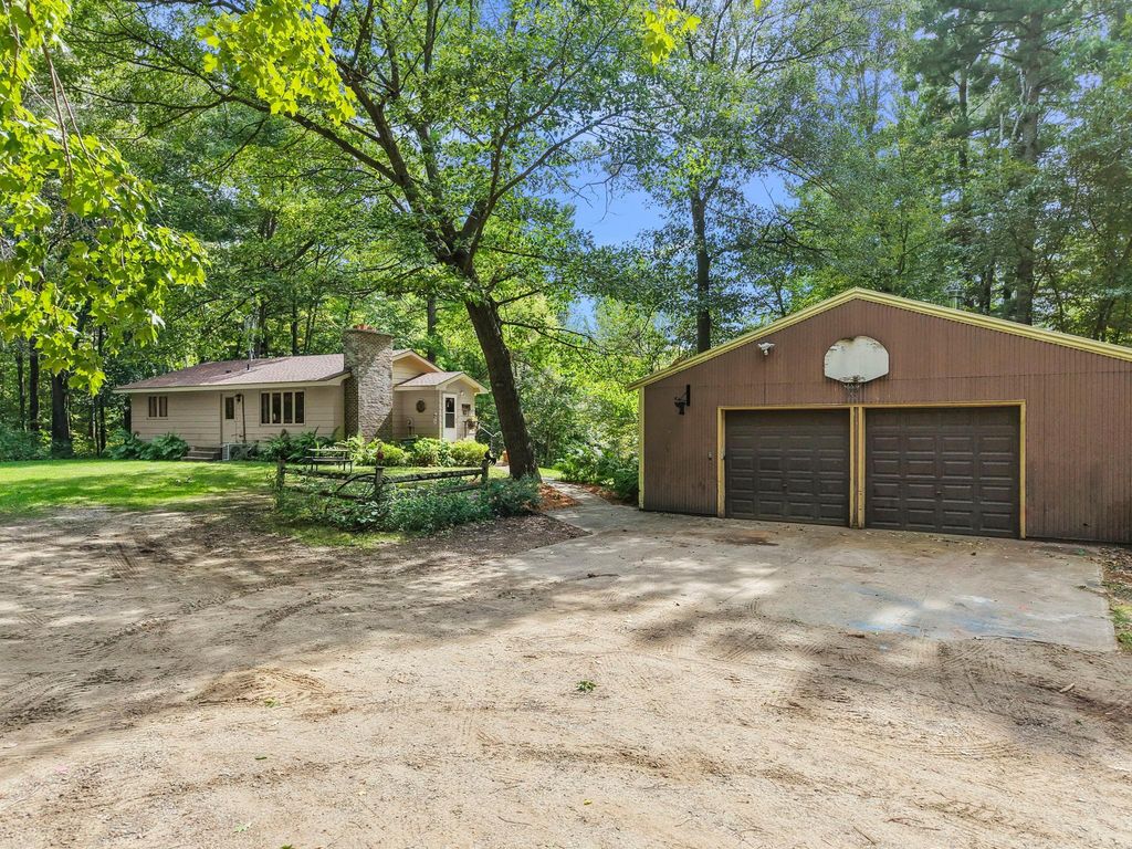 1174 381st Avenue NE, Stanchfield, MN 55080 — exterior