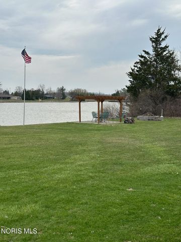 608 Oneida Drive, Montpelier, OH 43543