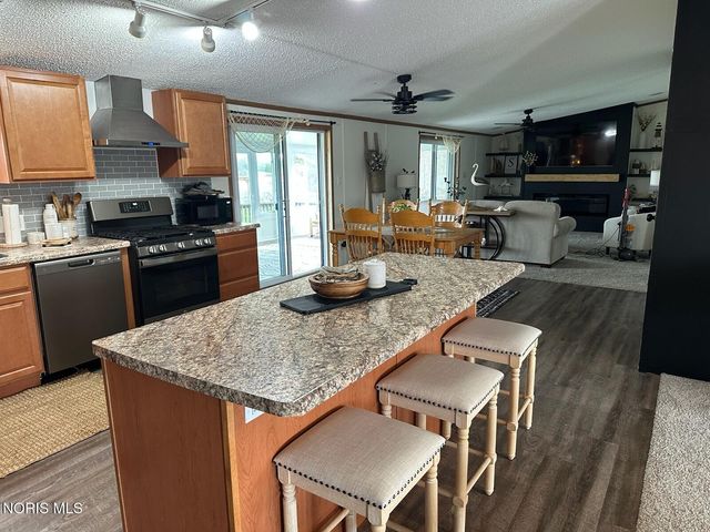 608 Oneida Drive, Montpelier, OH 43543