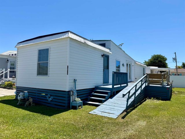 1672 Falcon, Surfside Beach, SC 29575