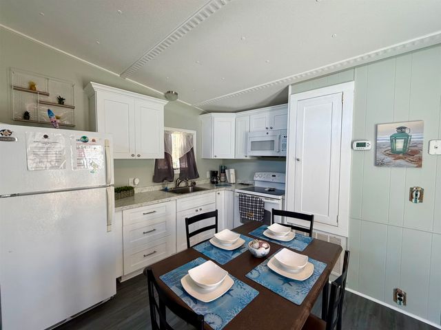 1672 Falcon, Surfside Beach, SC 29575